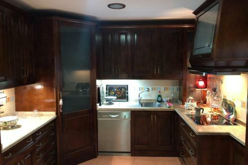 Casa Con Jard�n Granada, F�cil Aparcamiento Calle