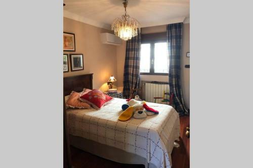 Casa Con Jard�n Granada, F�cil Aparcamiento Calle