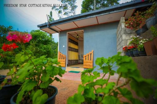 Ella Freedom Star Cottage