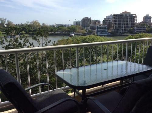 Aparthotel Kirribilli Apartments