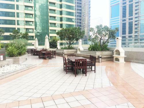 Apartamento R&h - Studio, Jlt, Cozy, Vibrant Community, Metro