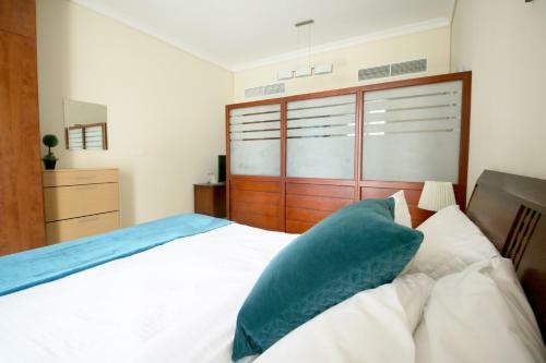 Apartamento R&h - Studio, Jlt, Cozy, Vibrant Community, Metro