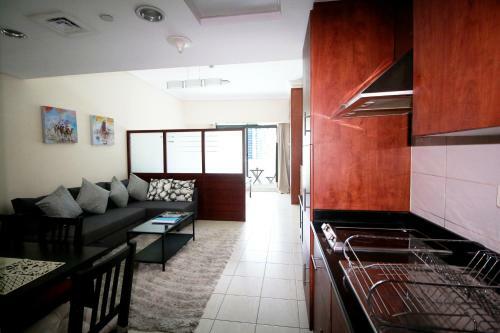 Apartamento R&h - Studio, Jlt, Cozy, Vibrant Community, Metro