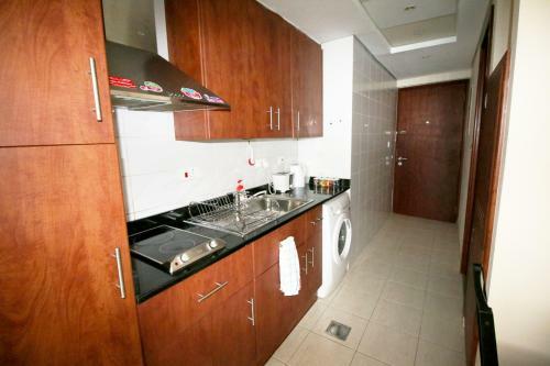 Apartamento R&h - Studio, Jlt, Cozy, Vibrant Community, Metro