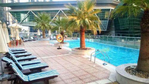 Apartamento R&h - Studio, Jlt, Cozy, Vibrant Community, Metro