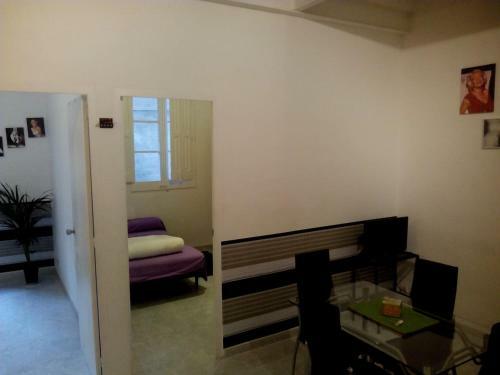 Central Apartment For 5-6 People