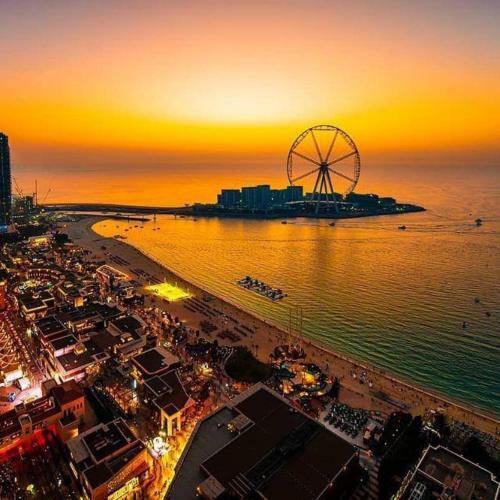 California Hostel Dubai Beach