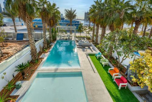 Maison Privee - Five Palm Villa