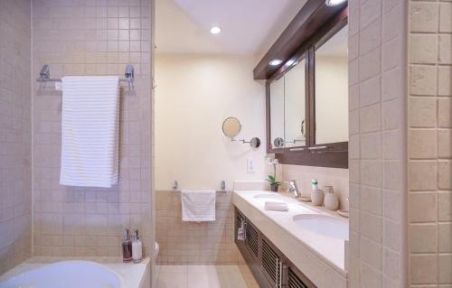 Elite Royal Apartment - Burj Residences T5