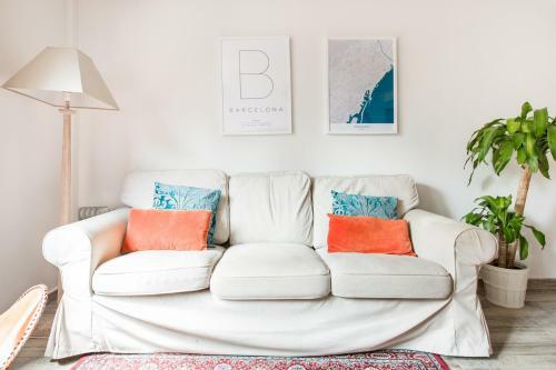Cozy Apartment With Splashes Of Color