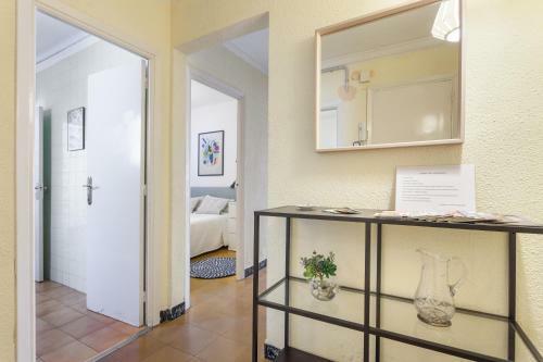 Apartamento Con Encanto, Luminoso Y Tranquilo