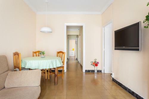 Apartamento Con Encanto, Luminoso Y Tranquilo