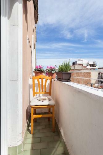 Apartamento Con Encanto, Luminoso Y Tranquilo