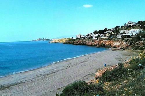 Villa Con Jardin 2500m2-quite Villa, Garden 2500m2
