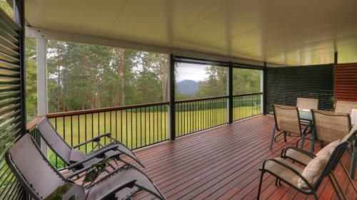 Apartamentos Mapleton Falls Accommodation