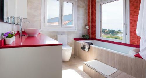 Casa Feiti�a: Vistas Al Mar, Moderna Y Funcional