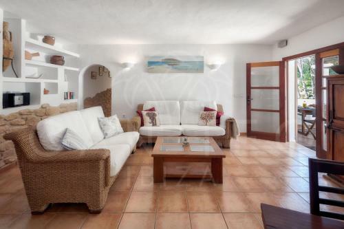Can Teo - Villa In Ibiza