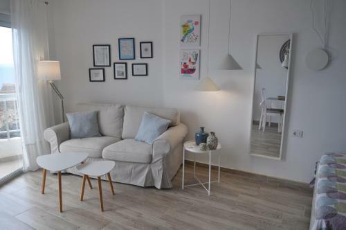 Apartamento Bright Studio By The Sea