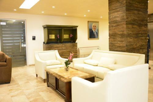 Rakeen Hotel