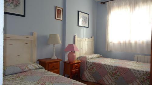 Apartamento Piso Grande En El Centro de Jaca Con Wifi Y Garaje