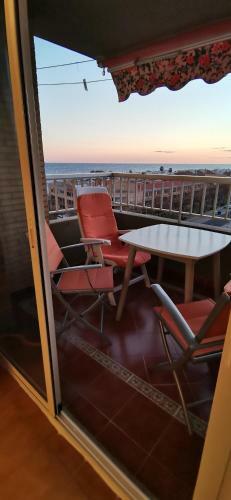Apartamento Bonito Piso A 1 Minuto de La Playa