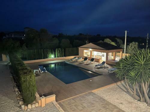 Villa Ca�n Roser