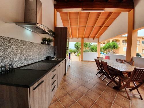 Villa Ca�n Roser