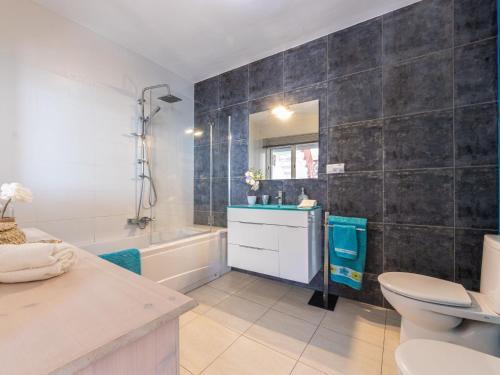 Holiday Home Ampolla Mar
