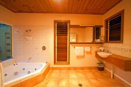 Hotel Eden House Retreat & Mountain Spa