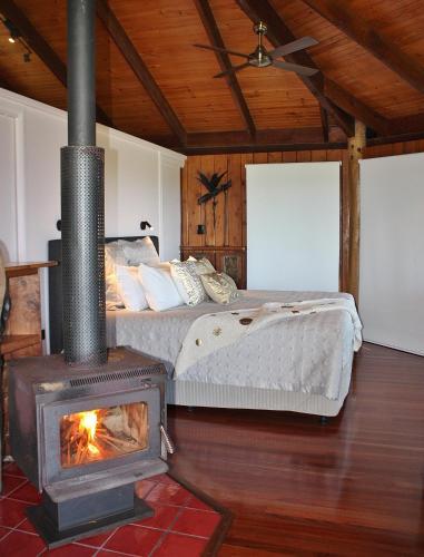 Lodge Mt Quincan Crater Retreat