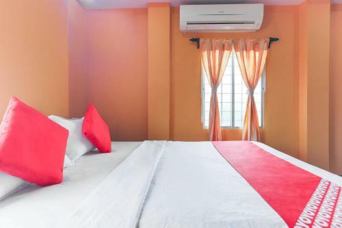Hotel Oyo Flagship 64771 The Platinum Inn
