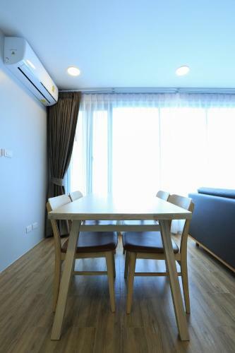 Apartamento Glory Sukhumvit -asoke- Prompong- Bts- Mrt