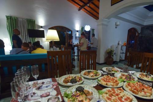 Bella Villa & Hostel