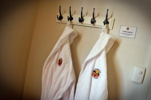 Emaroo Cottages Broken Hill