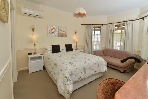 Hostal Anchorage Guest House And Self-contained Accommodation