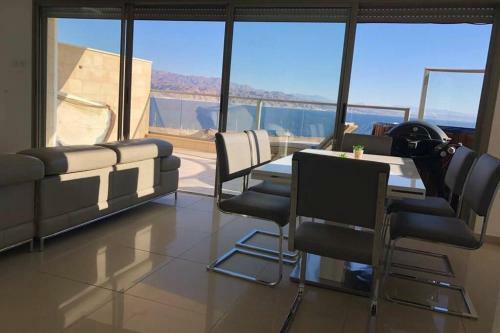 Luxury Apartment With Jacuzzi