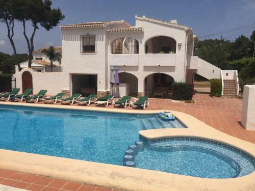 Villa Simon