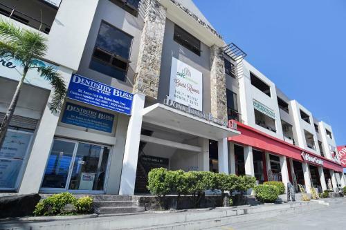 Hotel Vaccinated Staff - Oyo 425 Residences By Sirc