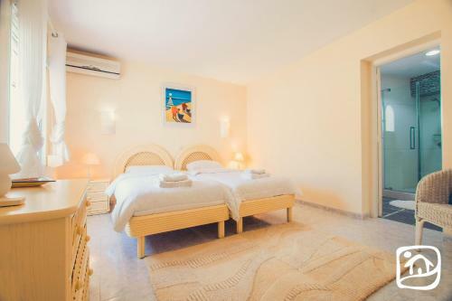 Abahana Villas Isabel