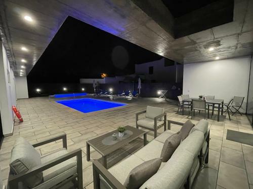 Tony�s Luxury Villa