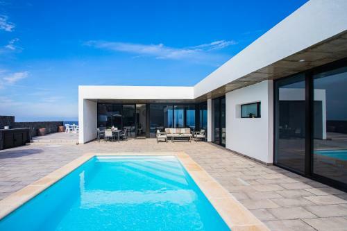 Tony�s Luxury Villa