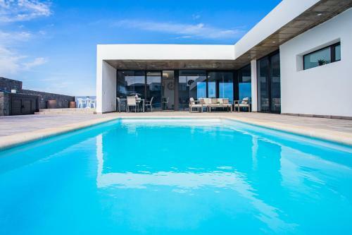 Tony�s Luxury Villa