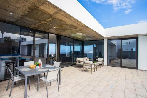 Tony�s Luxury Villa