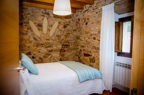 Mi�a Nai, Casa Rural