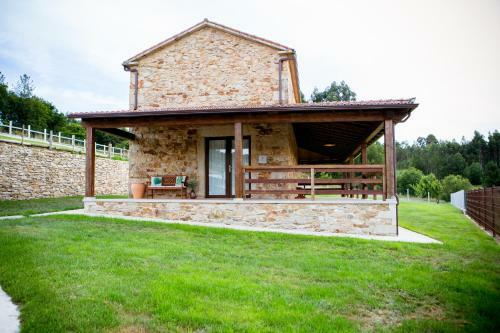 Mi�a Nai, Casa Rural