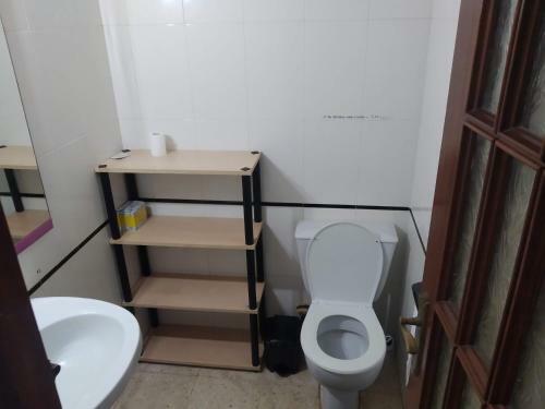Apartamento Cosy Flat For Comfy Stay - Gib Rock View 3