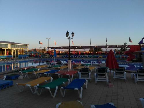 Hostal La Marina Bed & Breakfast