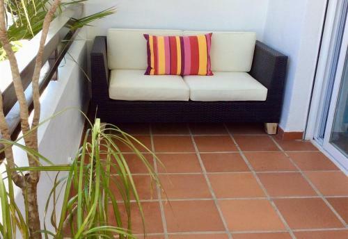 Vista Marina - 2 Bedrooms Sleeps 4