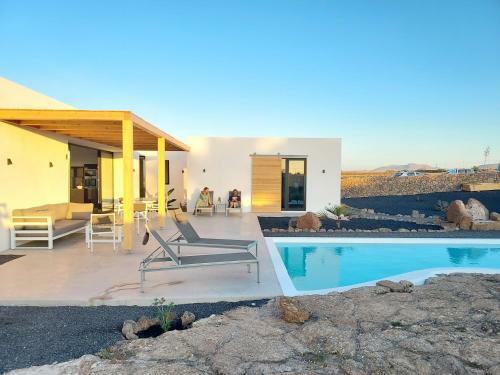Villa Tabaiba En Lajares Con Piscina