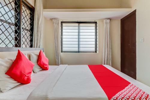 Apartamentos Oyo 2677 Hotel Royal Blue
